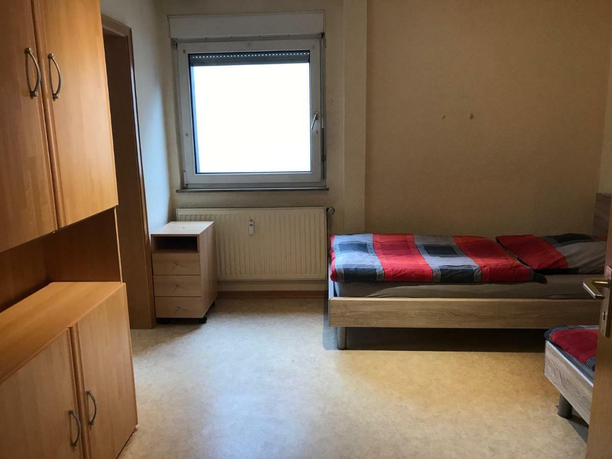 Messe Cgn/Dus Grossraeumige Wohnung In Guter Verkehrslage Leverkusen Exteriér fotografie