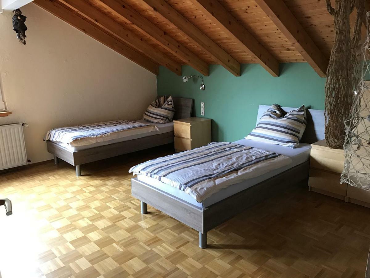Messe Cgn/Dus Grossraeumige Wohnung In Guter Verkehrslage Leverkusen Exteriér fotografie
