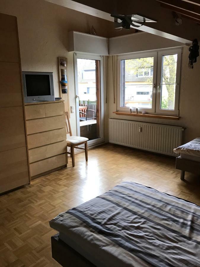 Messe Cgn/Dus Grossraeumige Wohnung In Guter Verkehrslage Leverkusen Exteriér fotografie