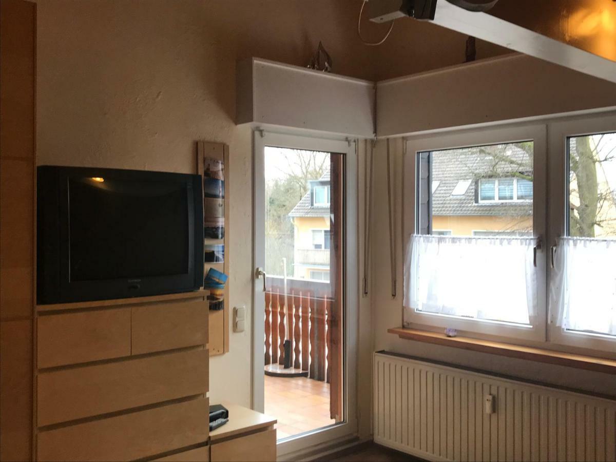 Messe Cgn/Dus Grossraeumige Wohnung In Guter Verkehrslage Leverkusen Exteriér fotografie